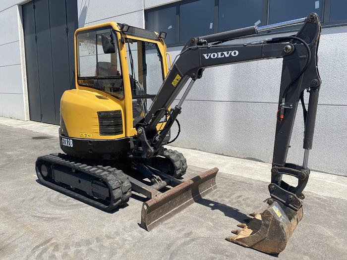Usato 2013 VOLVO ECR 28