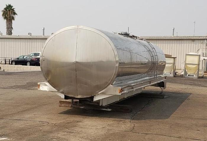 Used 5500 Gallon Milk / Storage Tank
