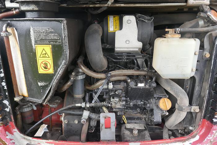 Used 2012 TAKEUCHI TB016