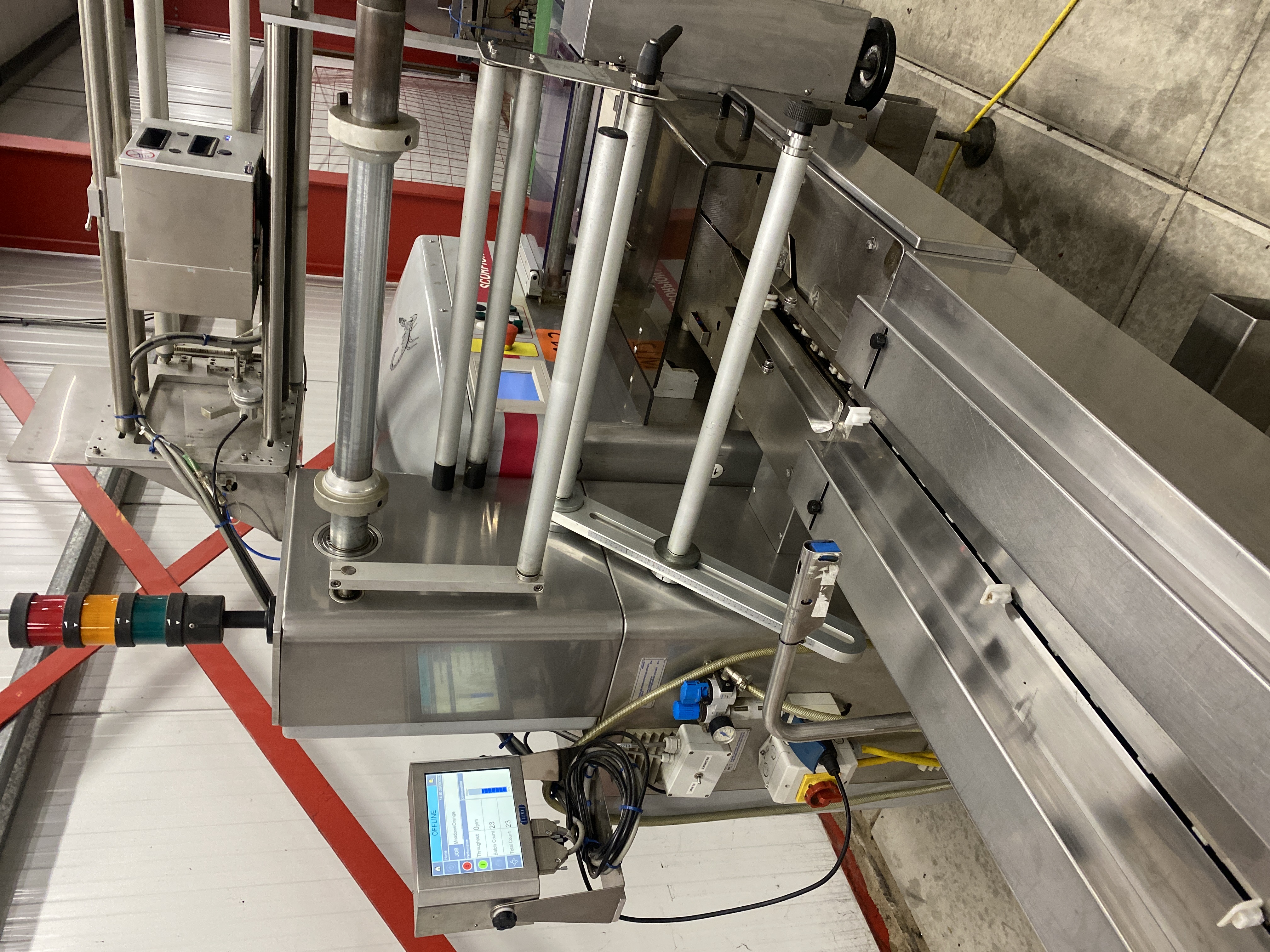 Used Record Scorpion MD flowpacker with Automotion automatic infeed