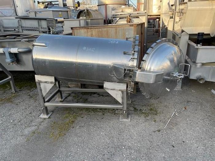 Used Brighton Corp. 110 Gallon Filter Tank