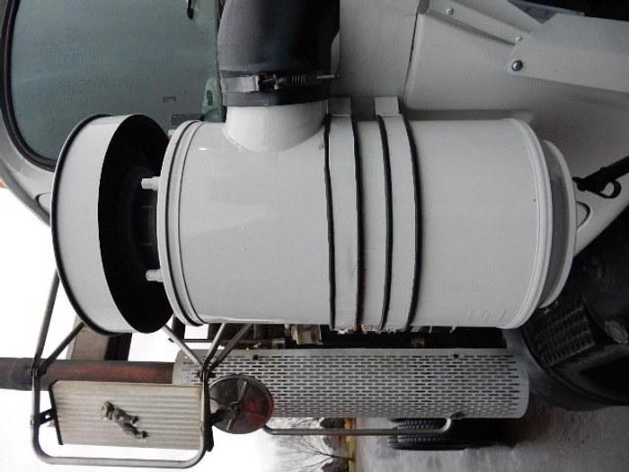 Used 1996 Mack RD690S- Stock #: 8634