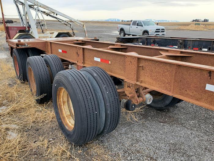 Used 40' Delta Container / Chassis Trailer - 3 Axle