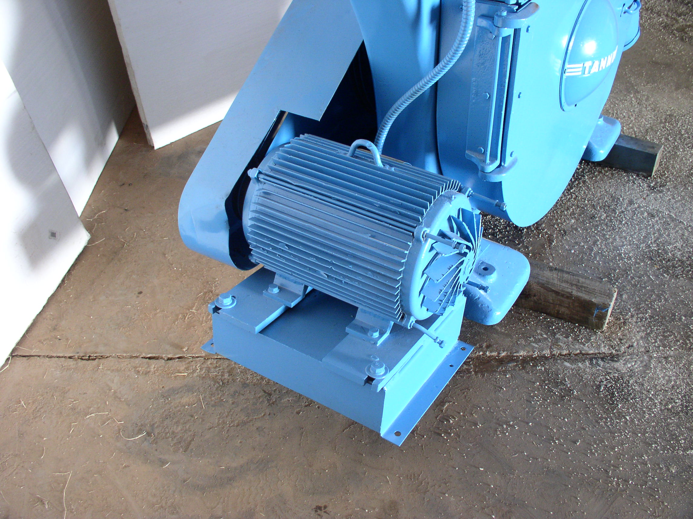 Used 36" Tannewitz Model G1E Vertical Band Saw