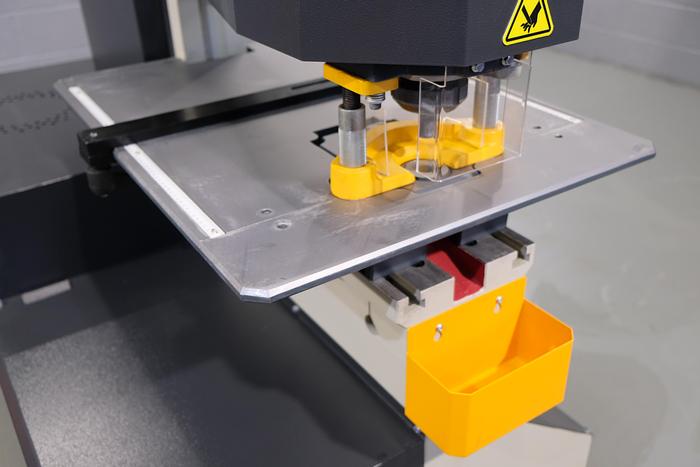 Used UZMA 65 ton Hydraulic Punching machine 625mm throat