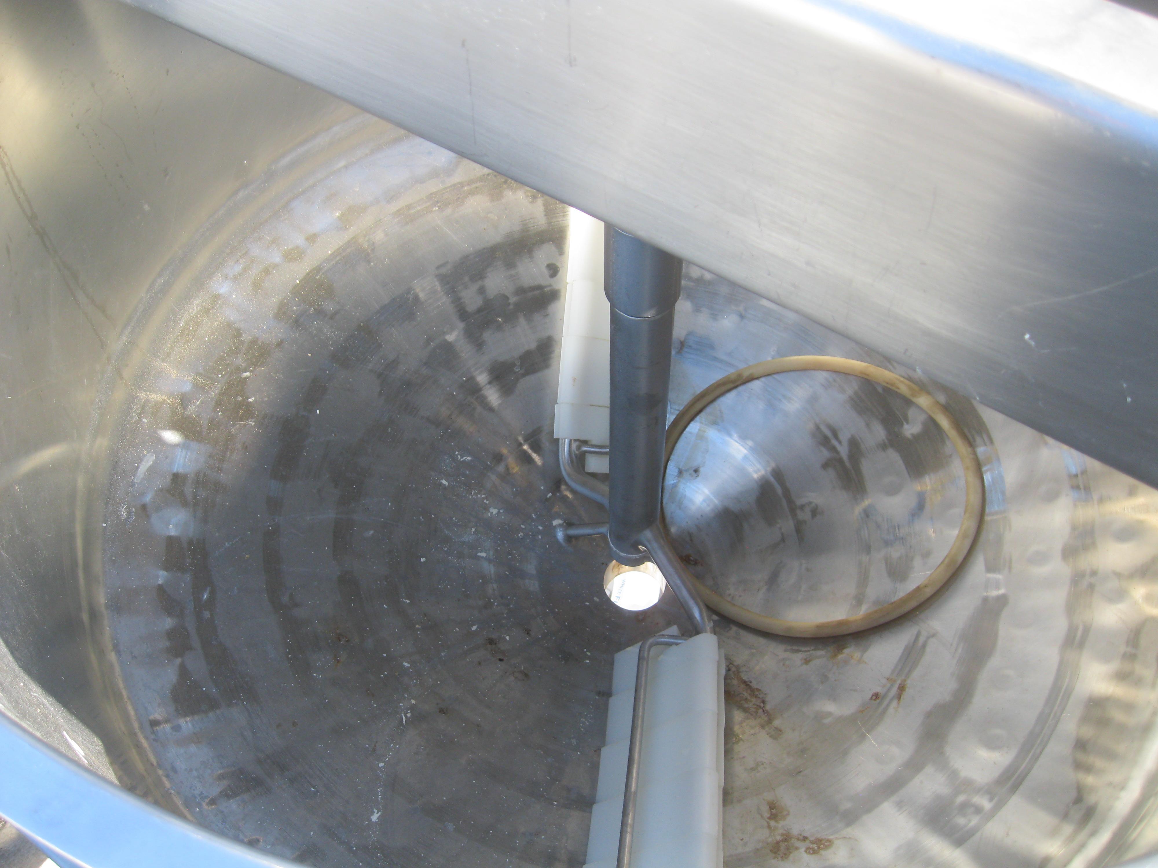 Used 100 GALLON MIXING TANK W/SKID FOR MIXING VISCOUS MATERIAL