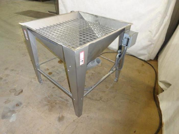 Used Hopman Hopper; 35"x35"
