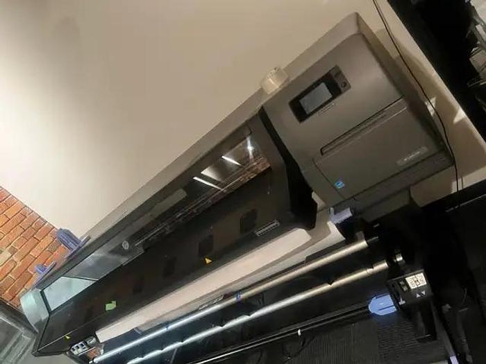 Used 2015 Hewlett-Packard Latex 330