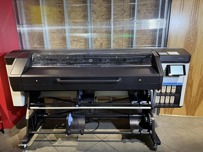 Used 2021 Hewlett-Packard Latex 700