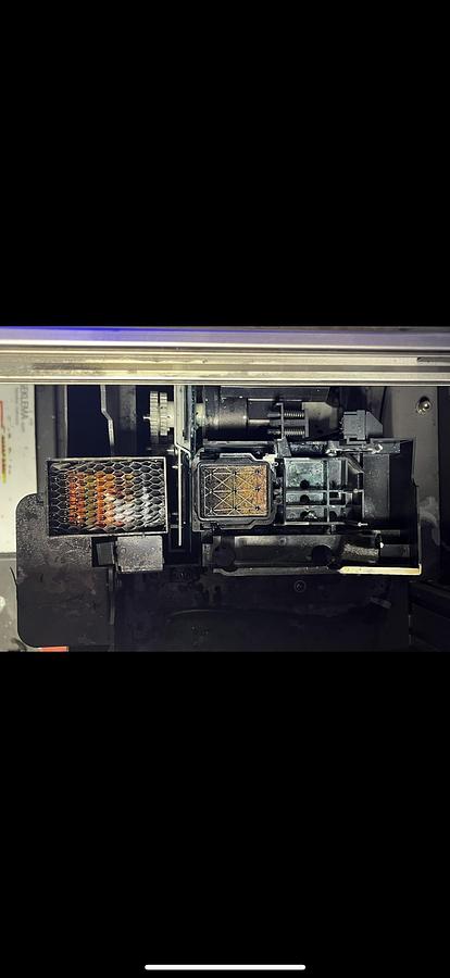 Used 2019 Compress UV600s