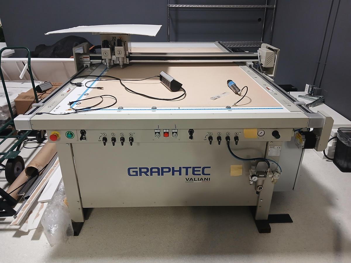 Used 2018 Graphtec V250