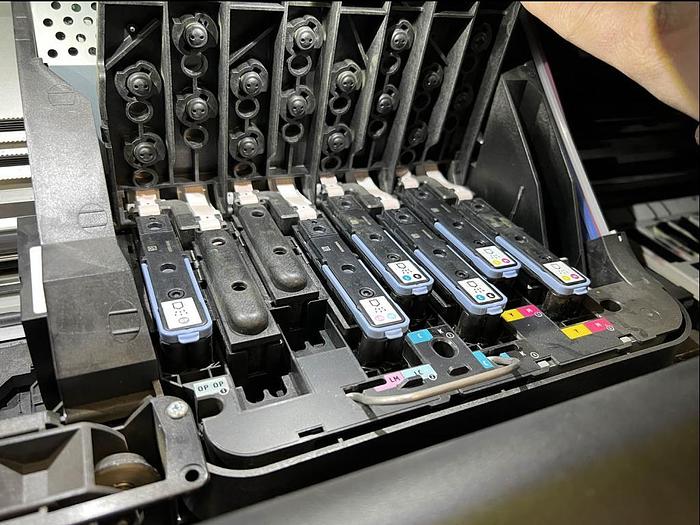 Used 2016 Hewlett-Packard Latex 365