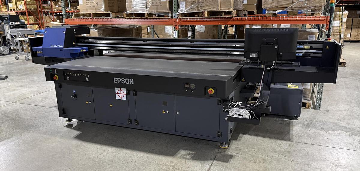 Used 2022 Epson SureColor V7000