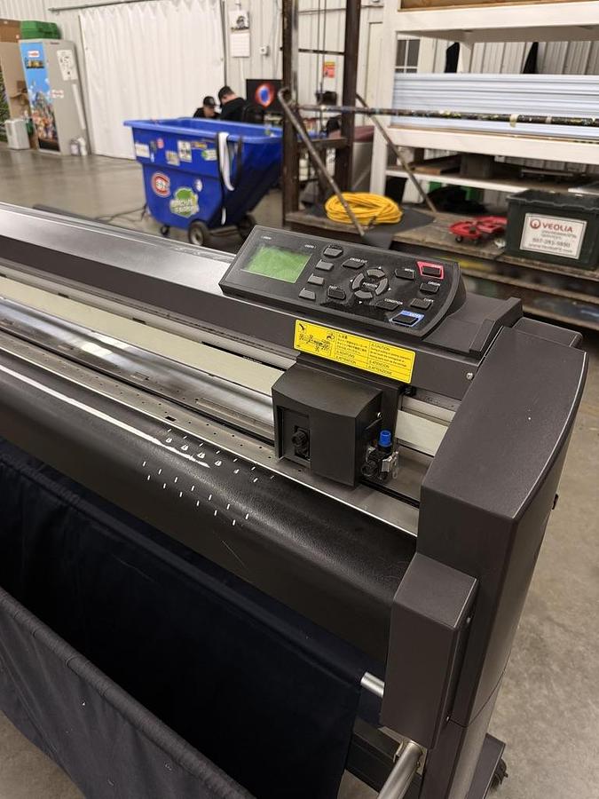 Used 2010 Graphtec FC-8000 160