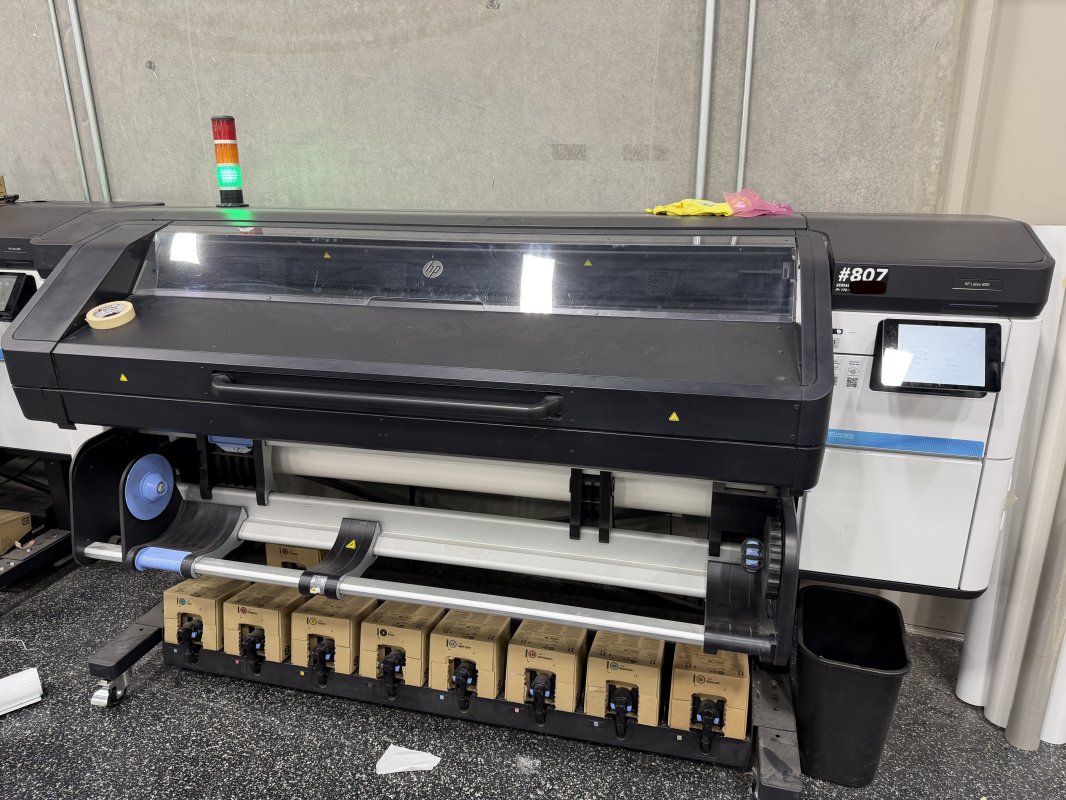 Used 2021 Hewlett-Packard Latex 800