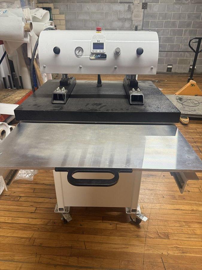 Used 2017 Geo Knight K32