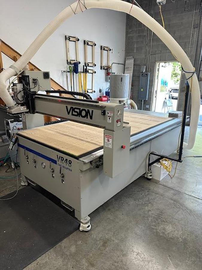 Used 2017 Vision VR48V