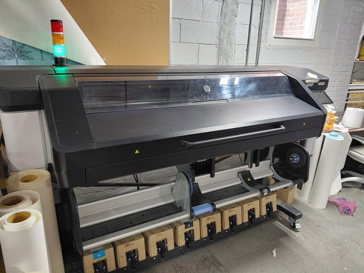 Used 2022 Hewlett-Packard Latex 800W