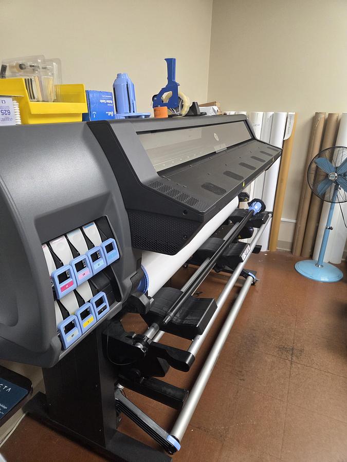 Used 2014 Hewlett-Packard Latex 310