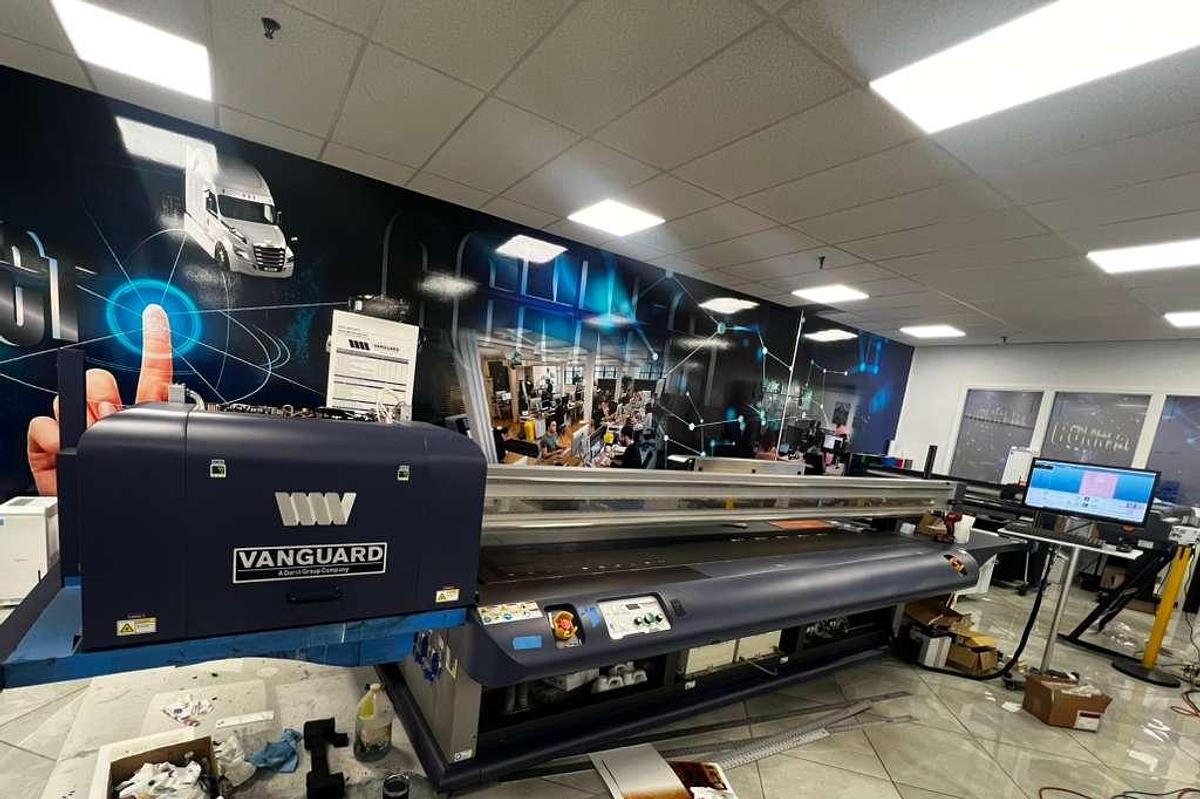 Used 2022 Vanguard VKL 300D-HS