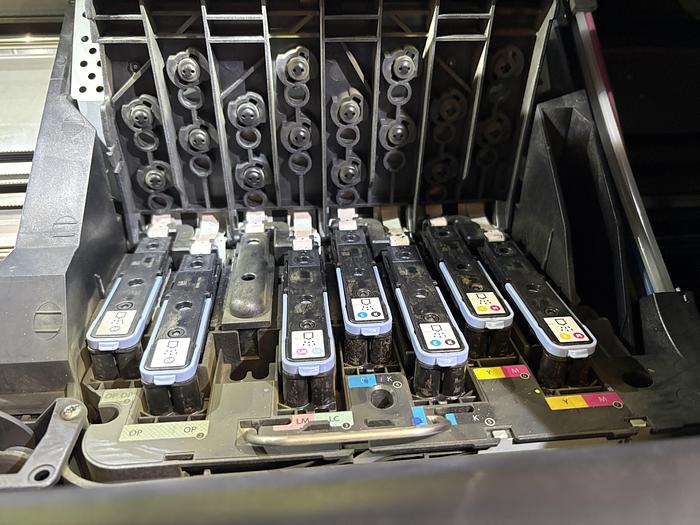 Used 2017 Hewlett-Packard Latex 560