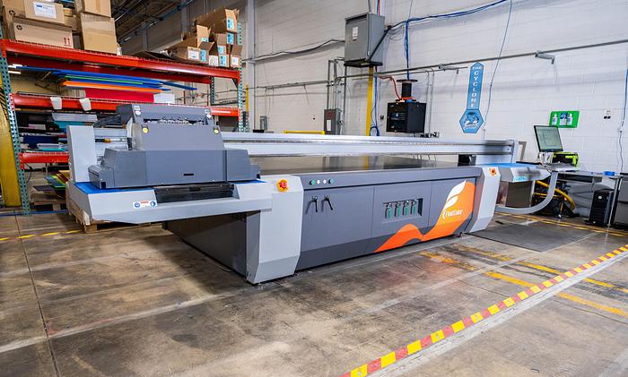 Used 2015 Fluid Color R105F | HT3116UV