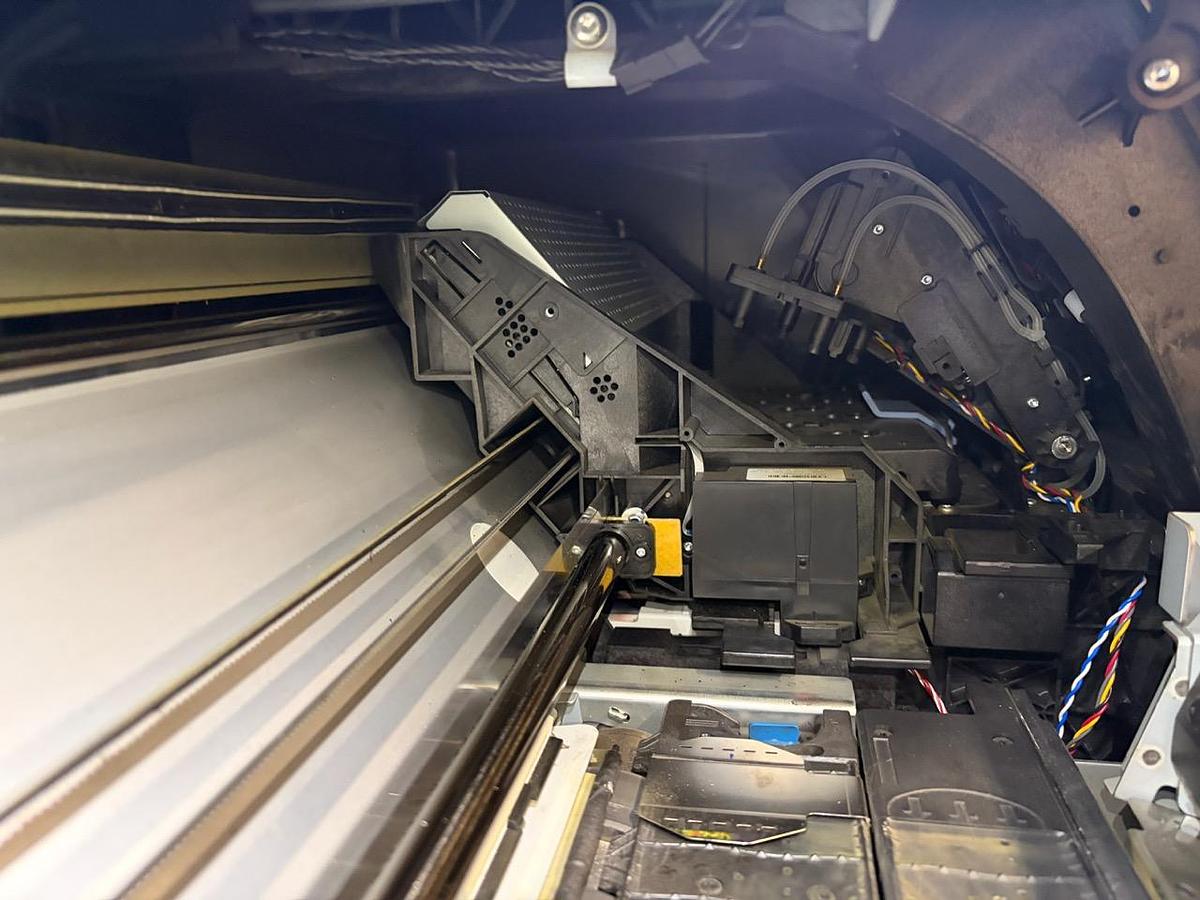 Used 2018 Hewlett-Packard Latex 365