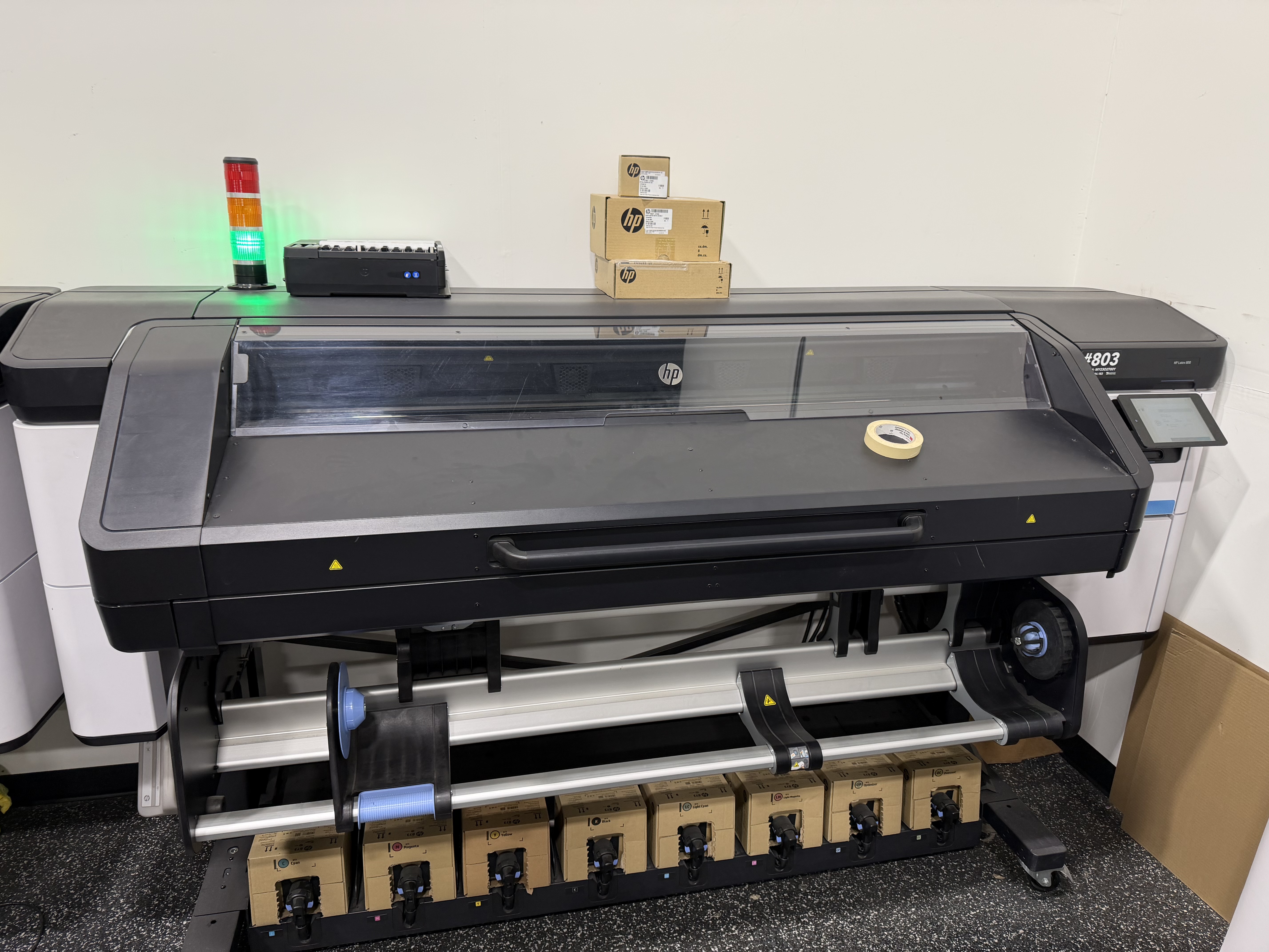 Used 2021 Hewlett-Packard Latex 800