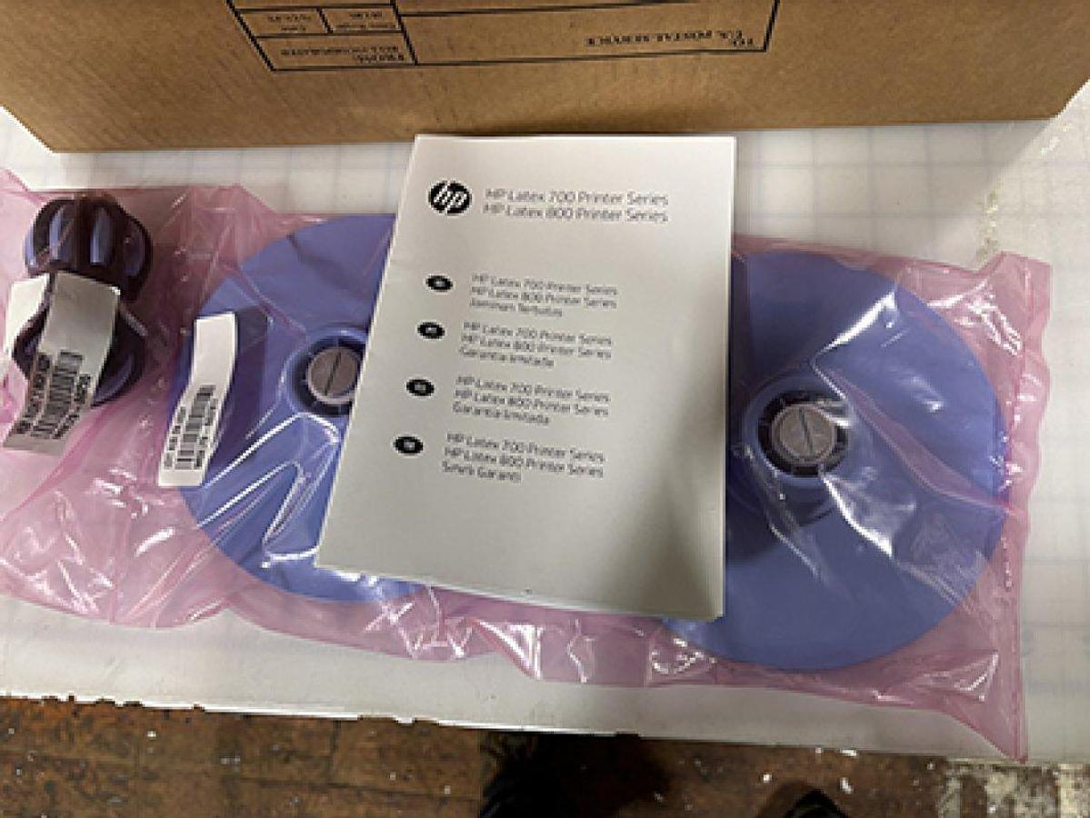 Used 2021 Hewlett-Packard Latex 700