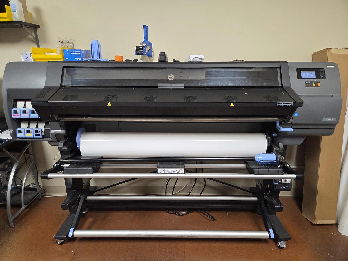 Used 2014 Hewlett-Packard Latex 310