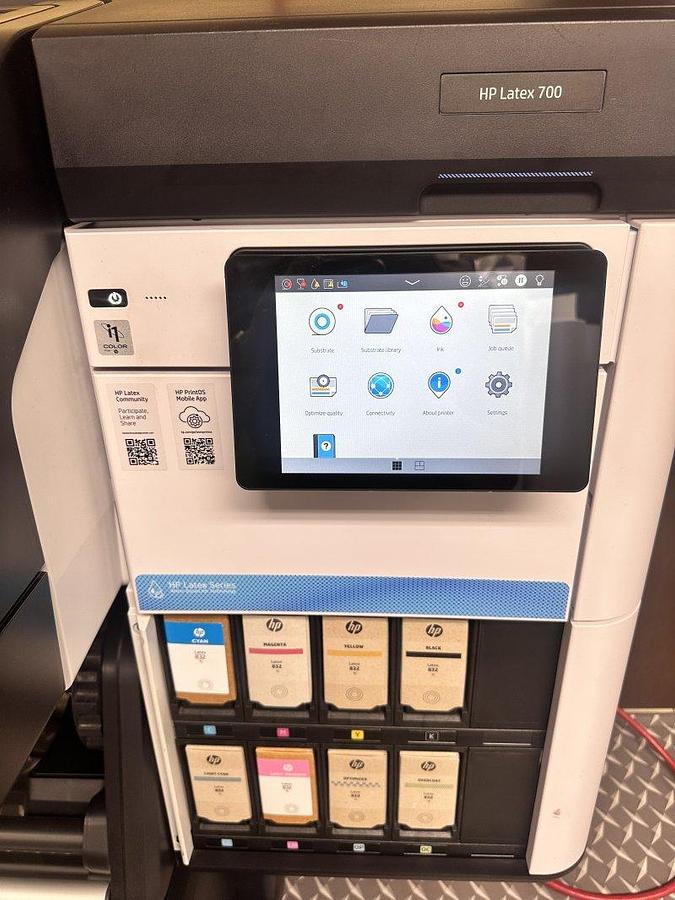 Used 2021 Hewlett-Packard Latex 700
