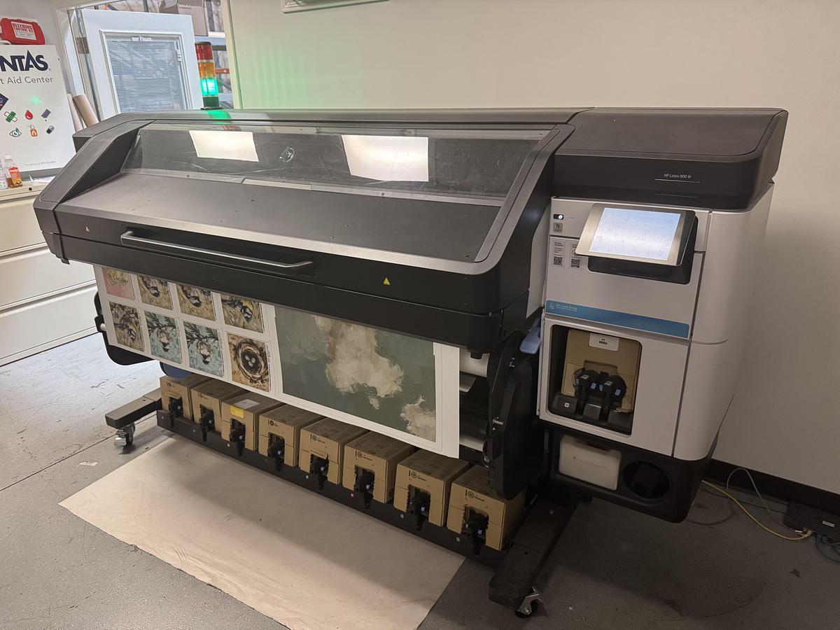 Used 2023 Hewlett-Packard Latex 800W