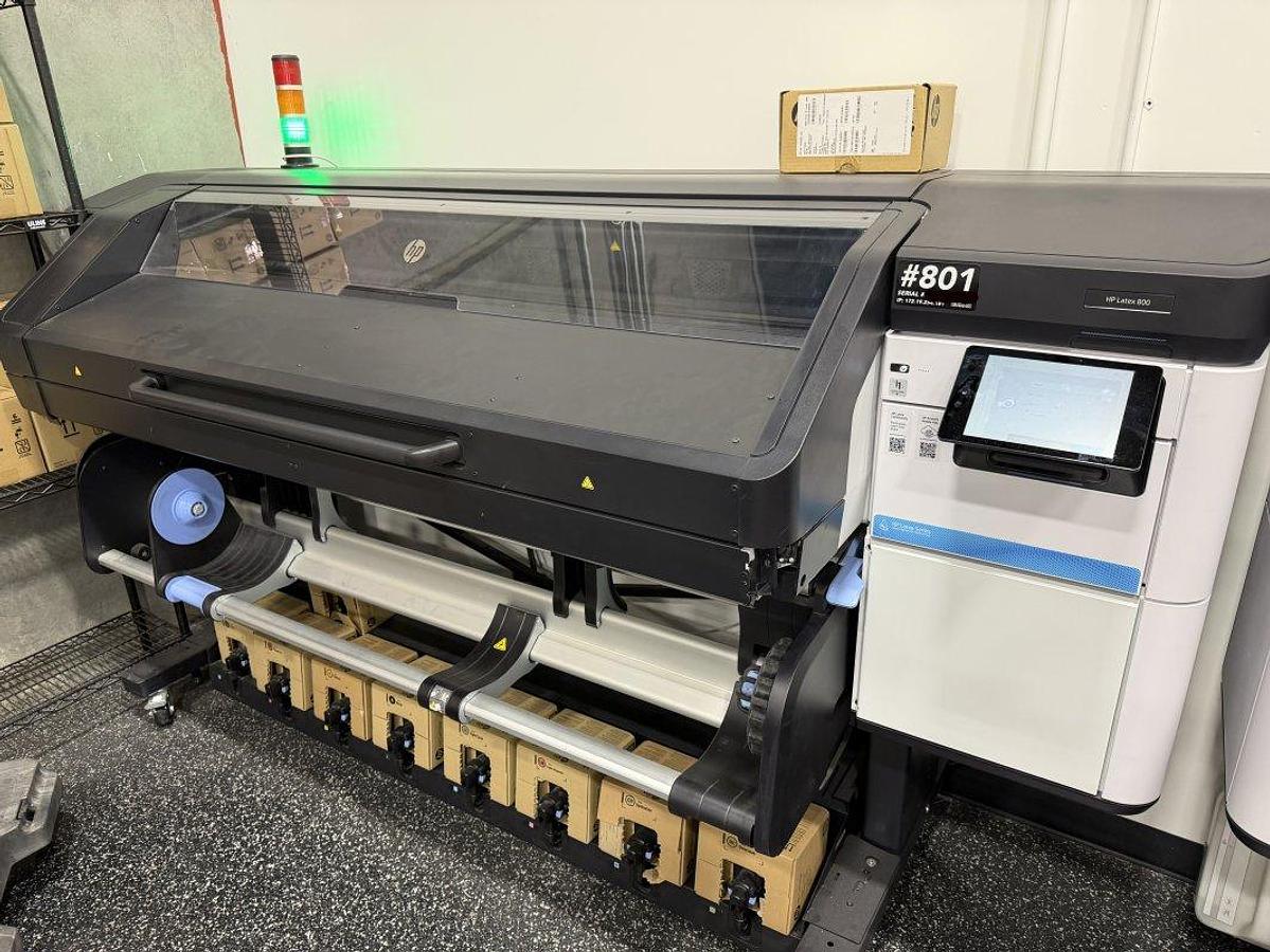 Used 2021 Hewlett-Packard Latex 800