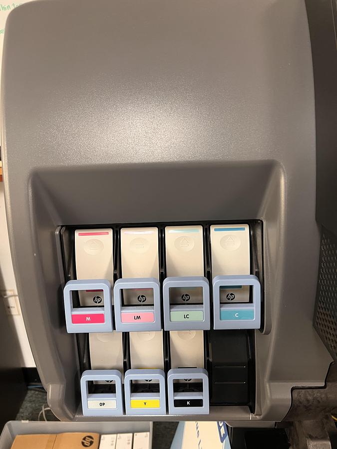 Used 2017 Hewlett-Packard Latex 360