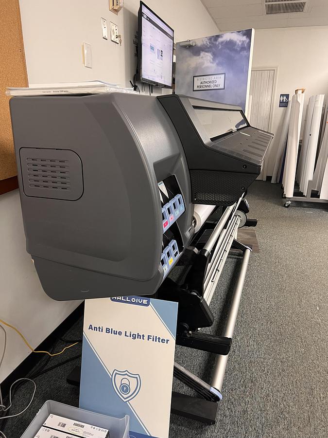 Used 2017 Hewlett-Packard Latex 360