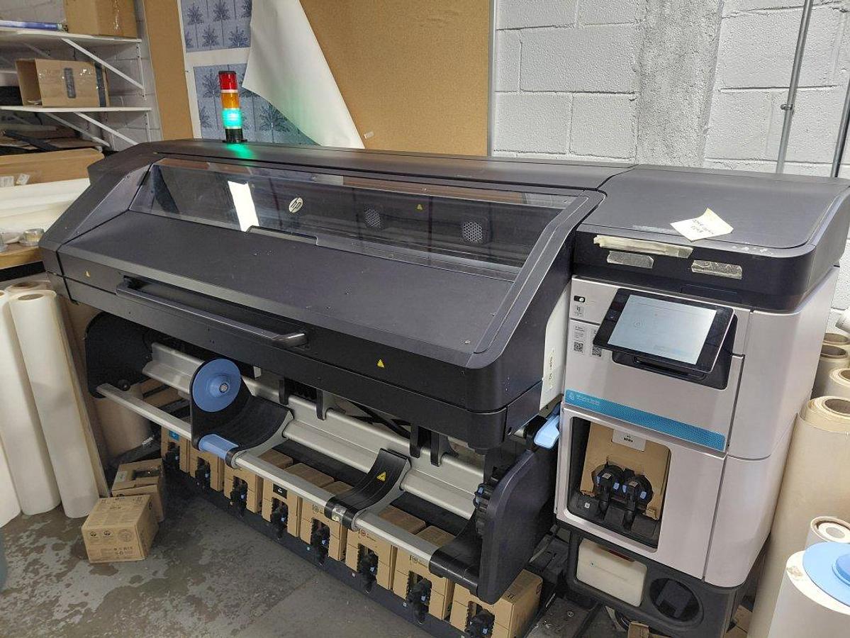 Used 2022 Hewlett-Packard Latex 800W