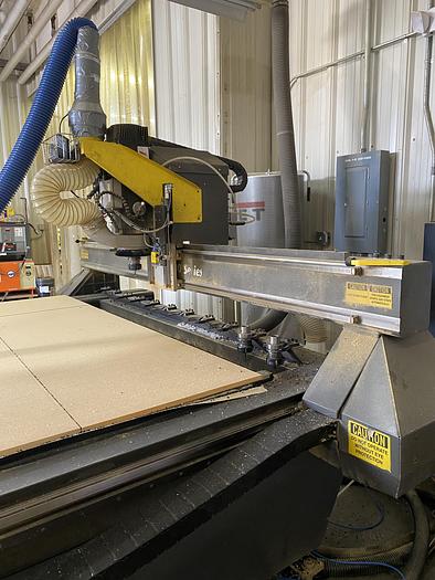 Used 2005 Multicam 3000 Series - 3-305R Model