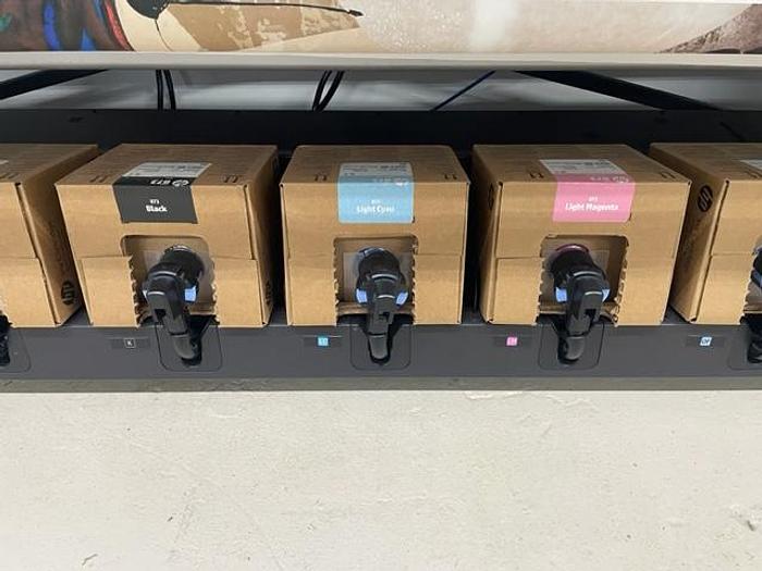 Used 2020 Hewlett-Packard LATEX 800W