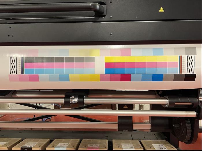 Used 2021 Hewlett-Packard Latex 800W