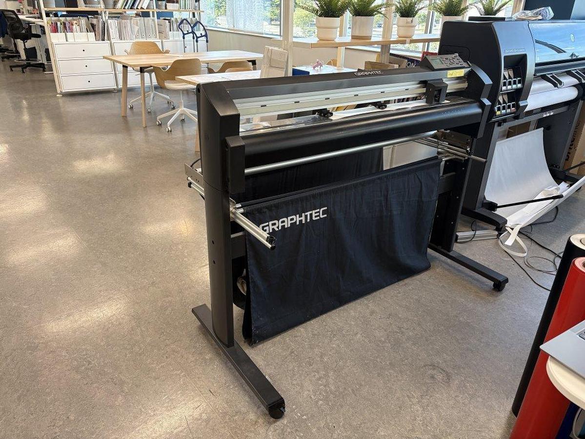Used 2010 Graphtec FC8000-100