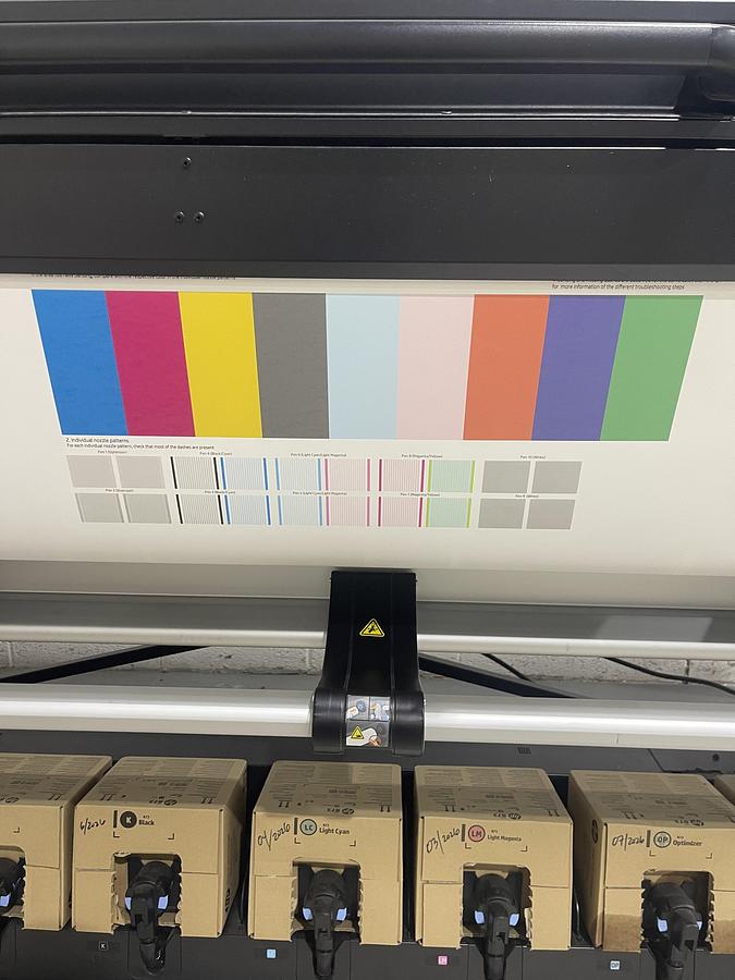 Used 2021 Hewlett-Packard Latex 800W