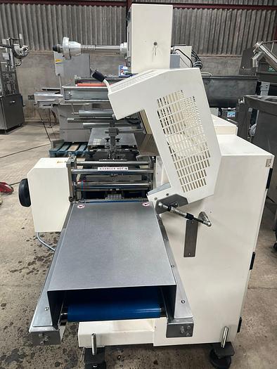 Used 2003 Redpack P200E flowrapper