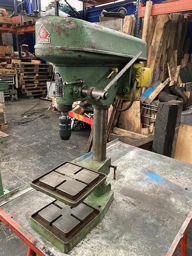 Utilisé Perceuse d’établi Marque Ixion