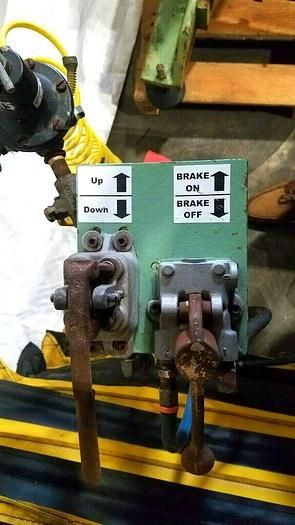 Used Knight 4000 Lb. Lift Pneumatic Air Lift Turn Table Pallet Coil Lifting Scissor