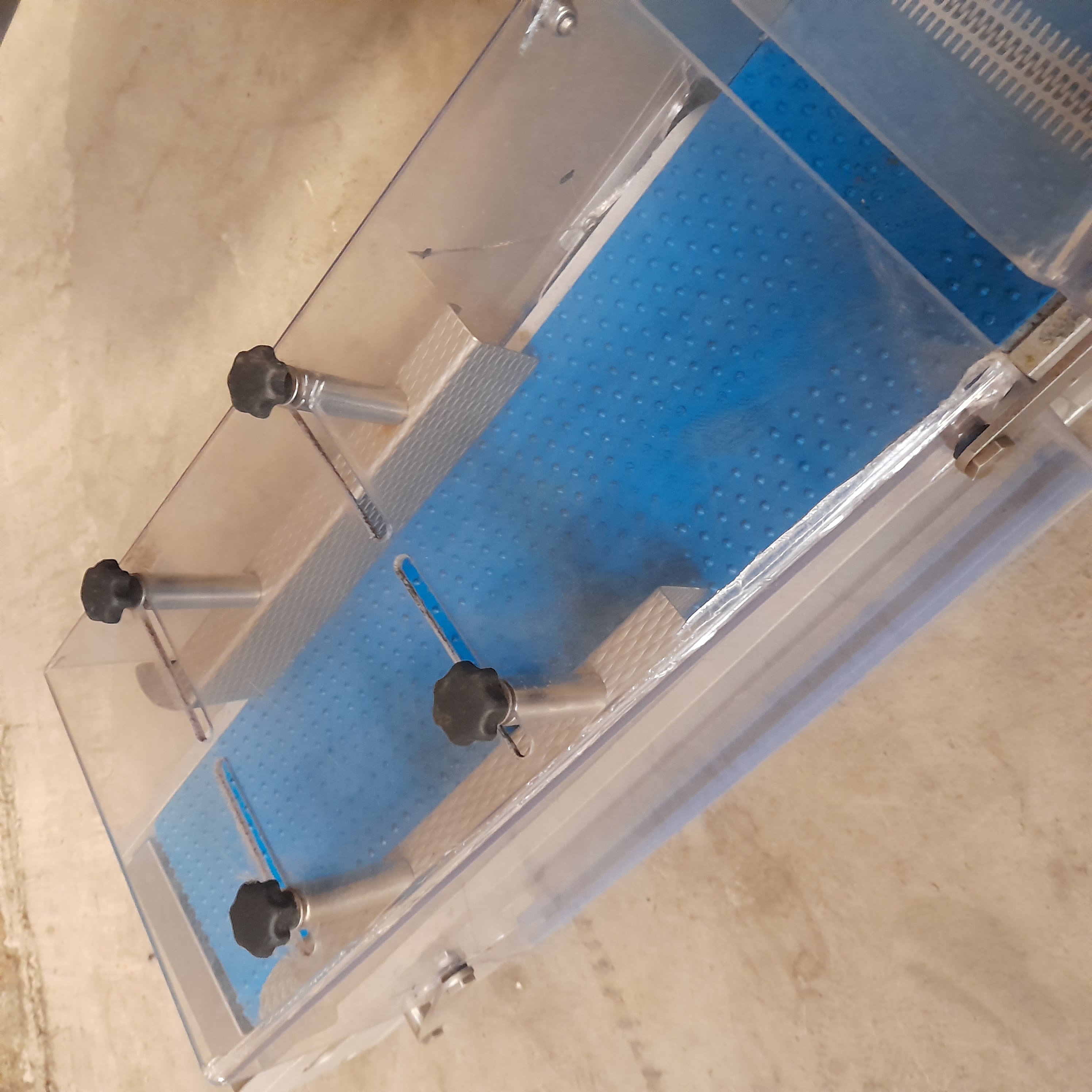 Used Krumbein  BBS-VE Bun & Roll Slicer