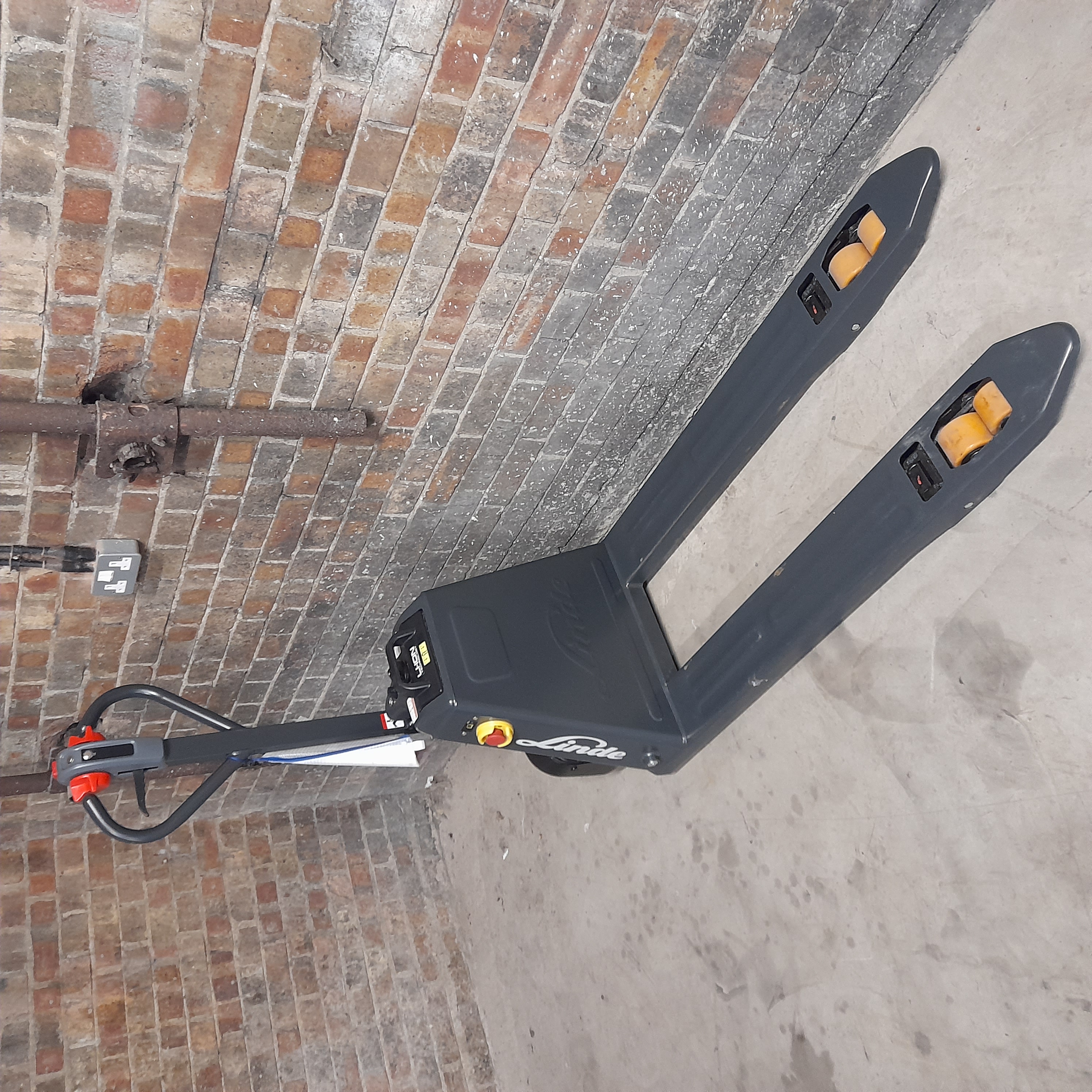 Used Linde Electric Pump Truck