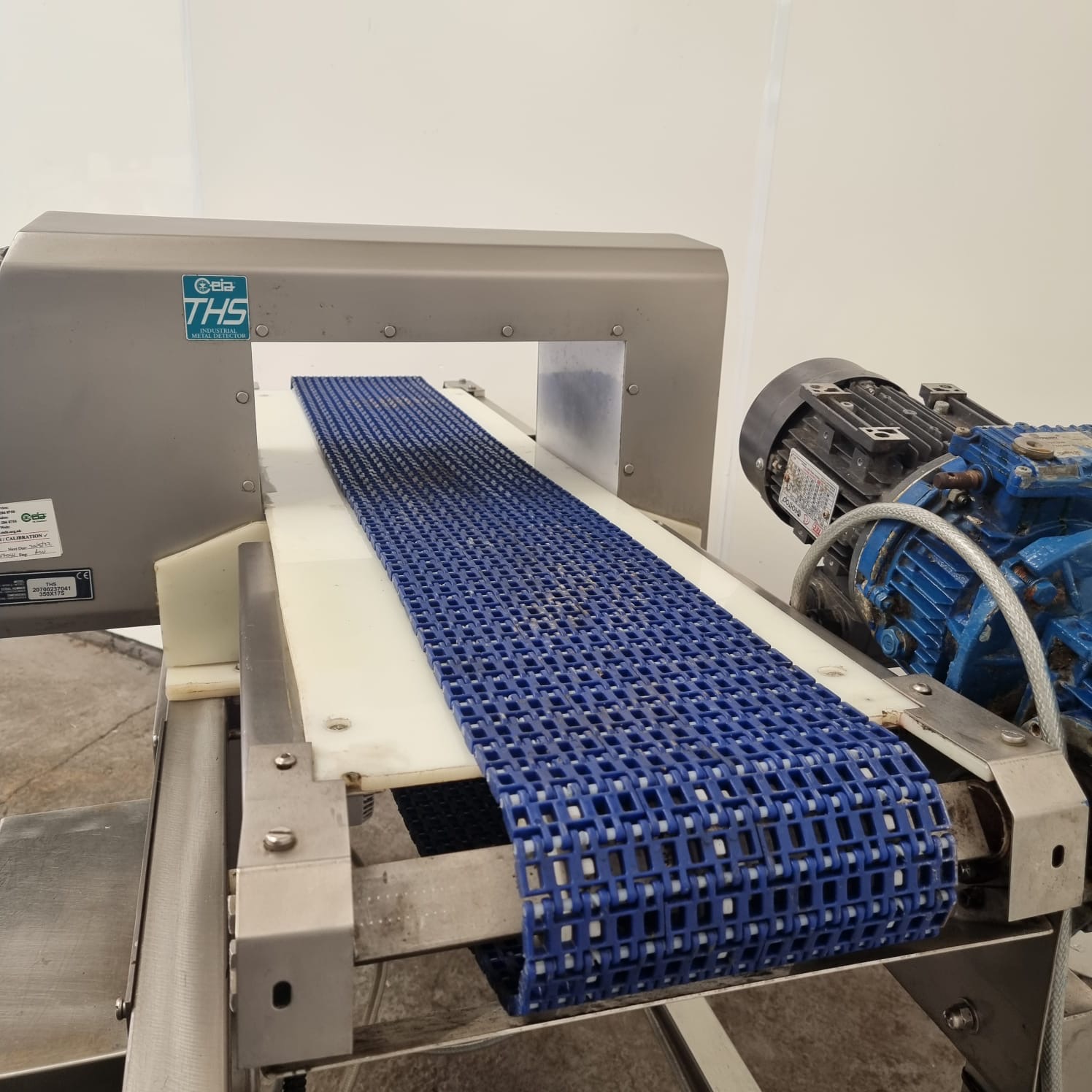 Used Ceia Metal Detector