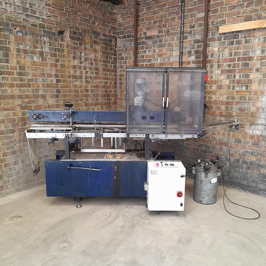 Used Purdy Labeller & Glue Pot