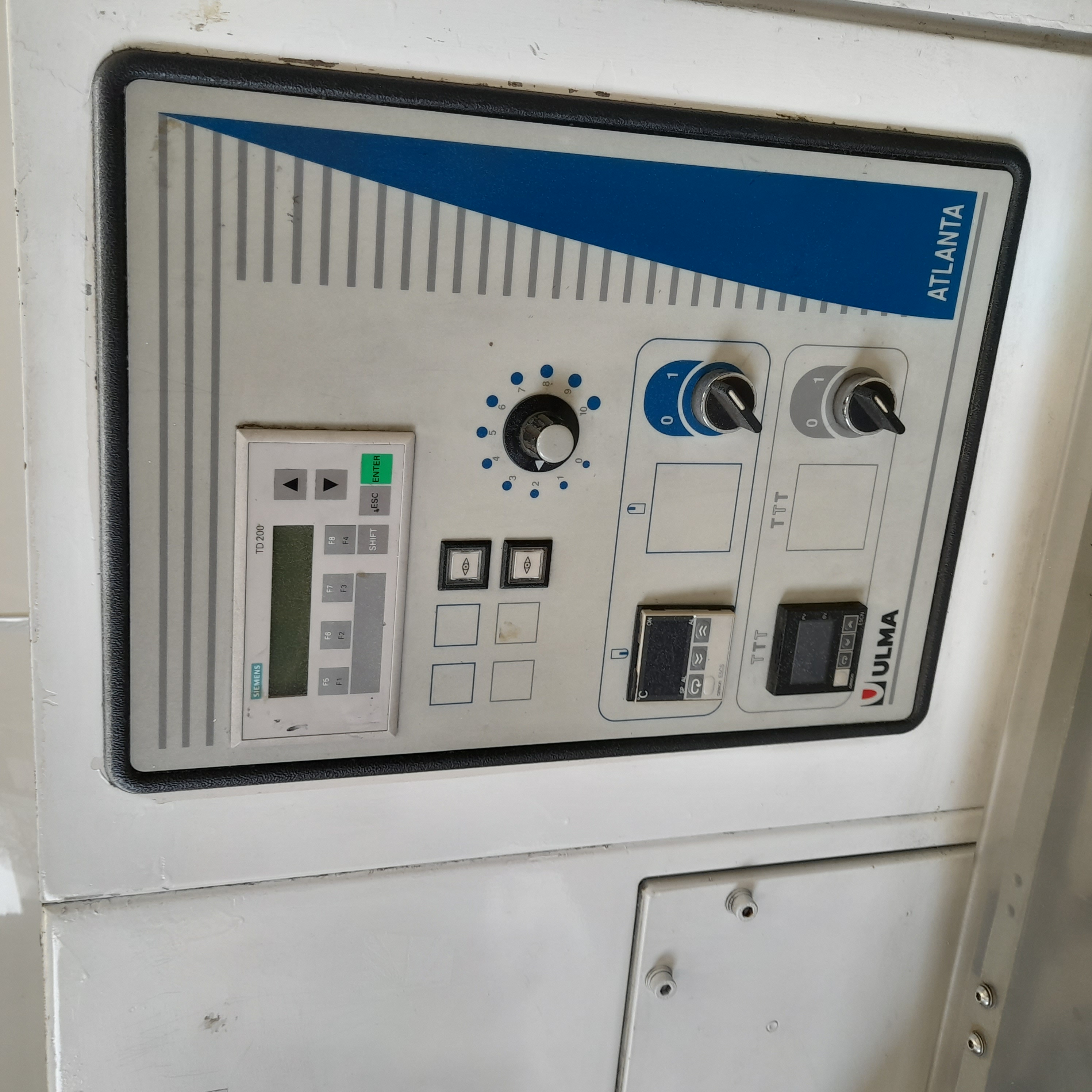 Used 2000 Ulma Atlanta Flow Wrapper