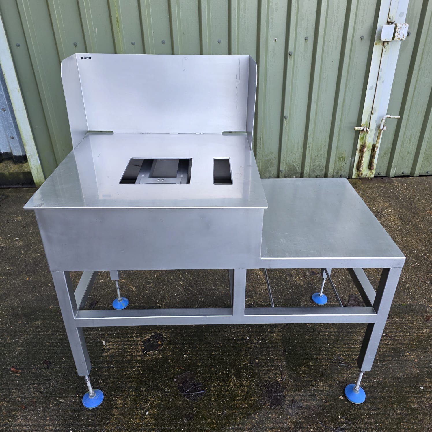 Used Weigh Table